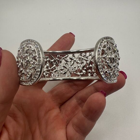 NWOT retired Nadri Scroll Cuff bracelet with Pave Crystals, Silver tone - Picture 4 of 6